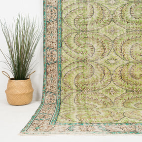 Lyradia - Vintage Turkish Area Rug