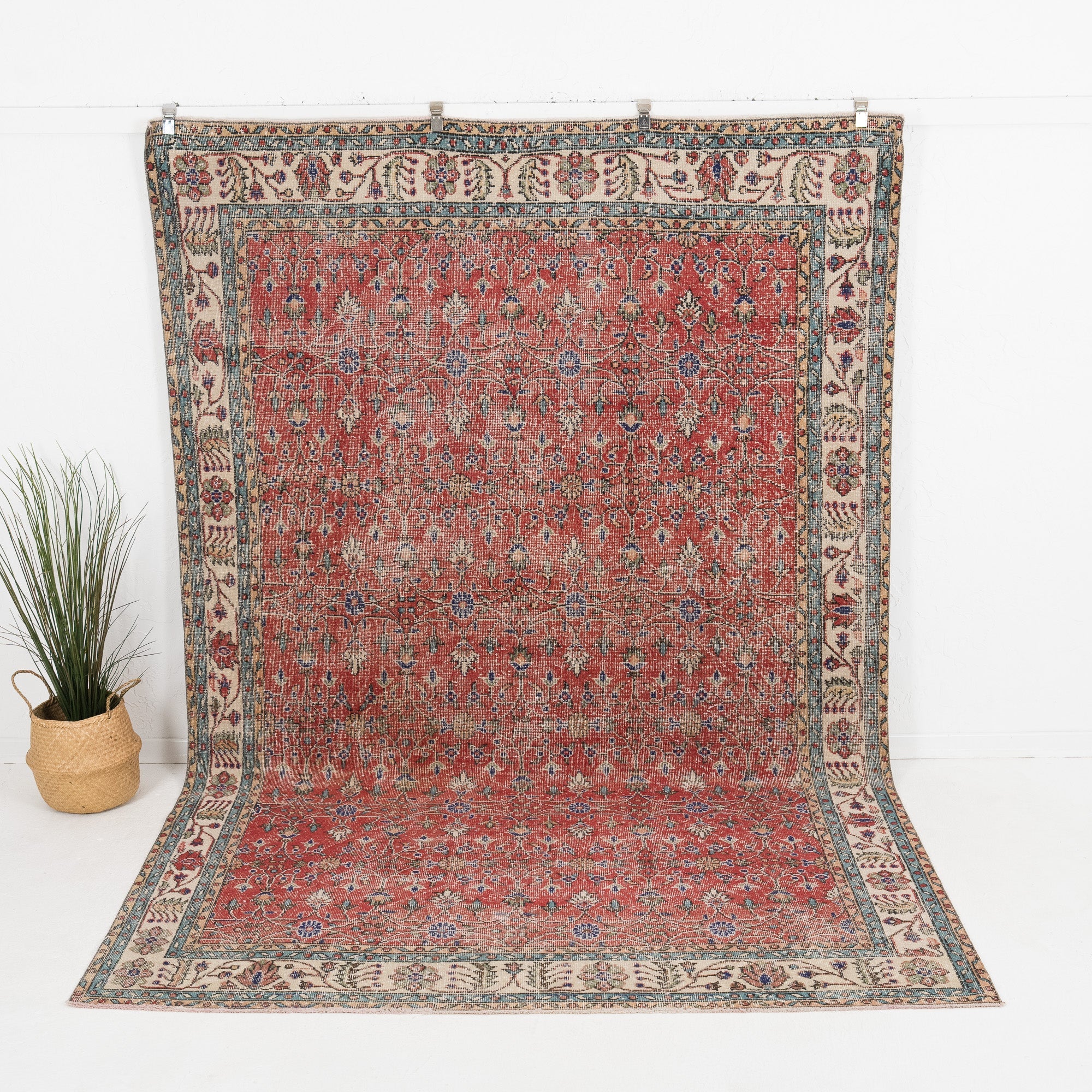 Lioraen - Vintage Turkish Area Rug