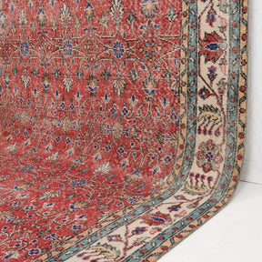 Lioraen - Vintage Turkish Area Rug