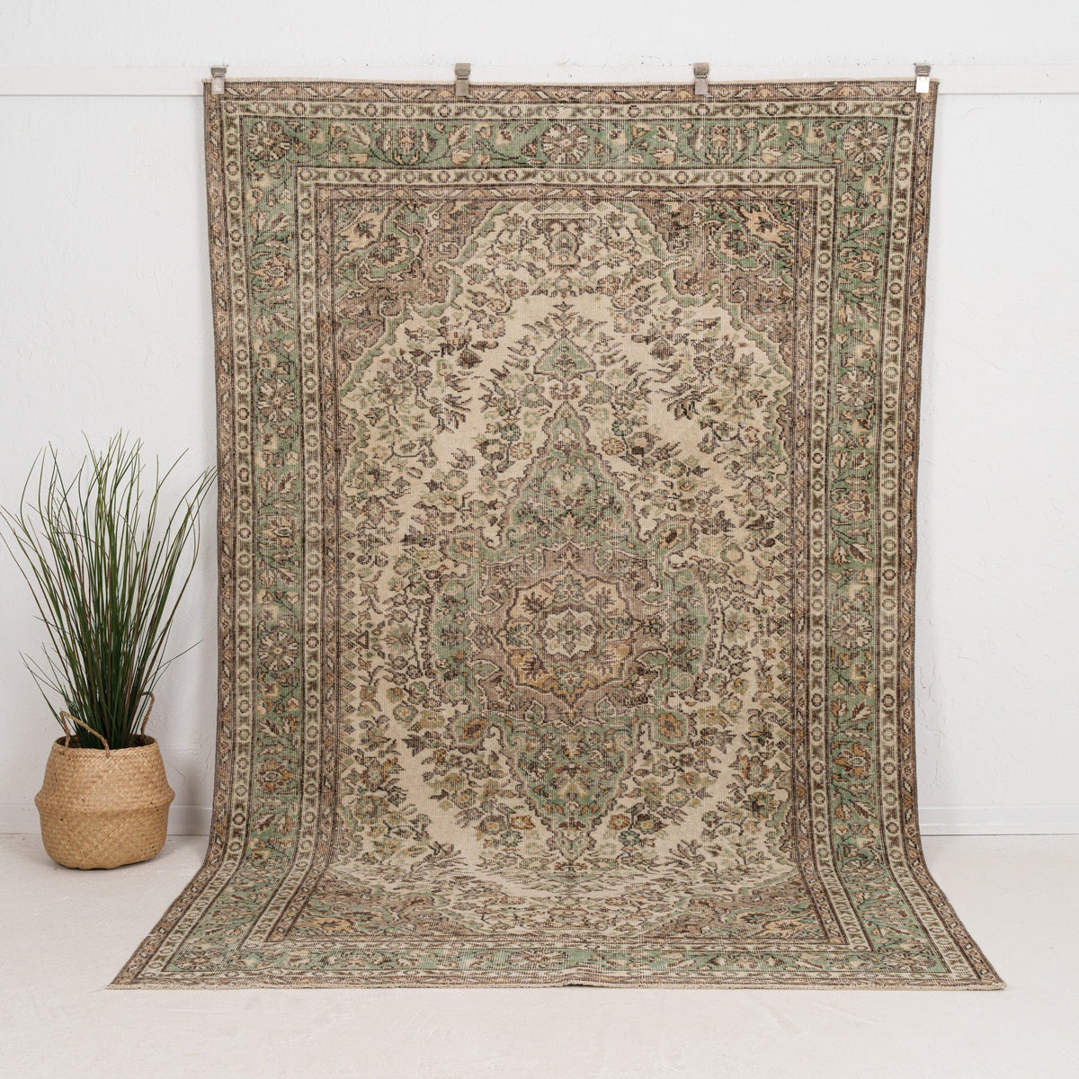 6x9 Vintage Rug