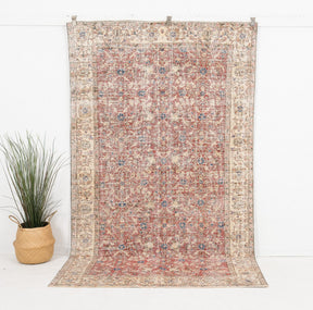 Talindra - Vintage Turkish Area Rug