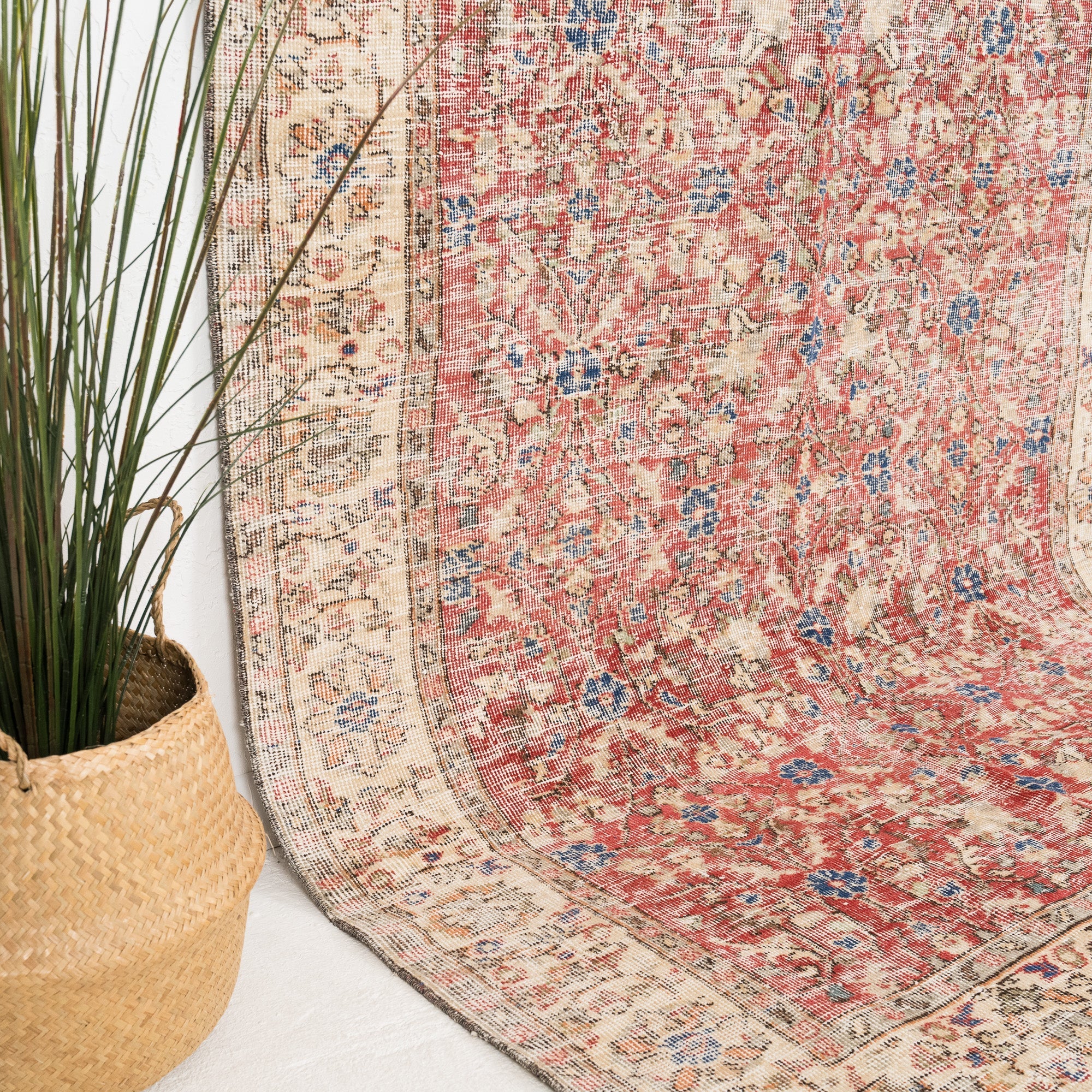 Talindra - Vintage Turkish Area Rug