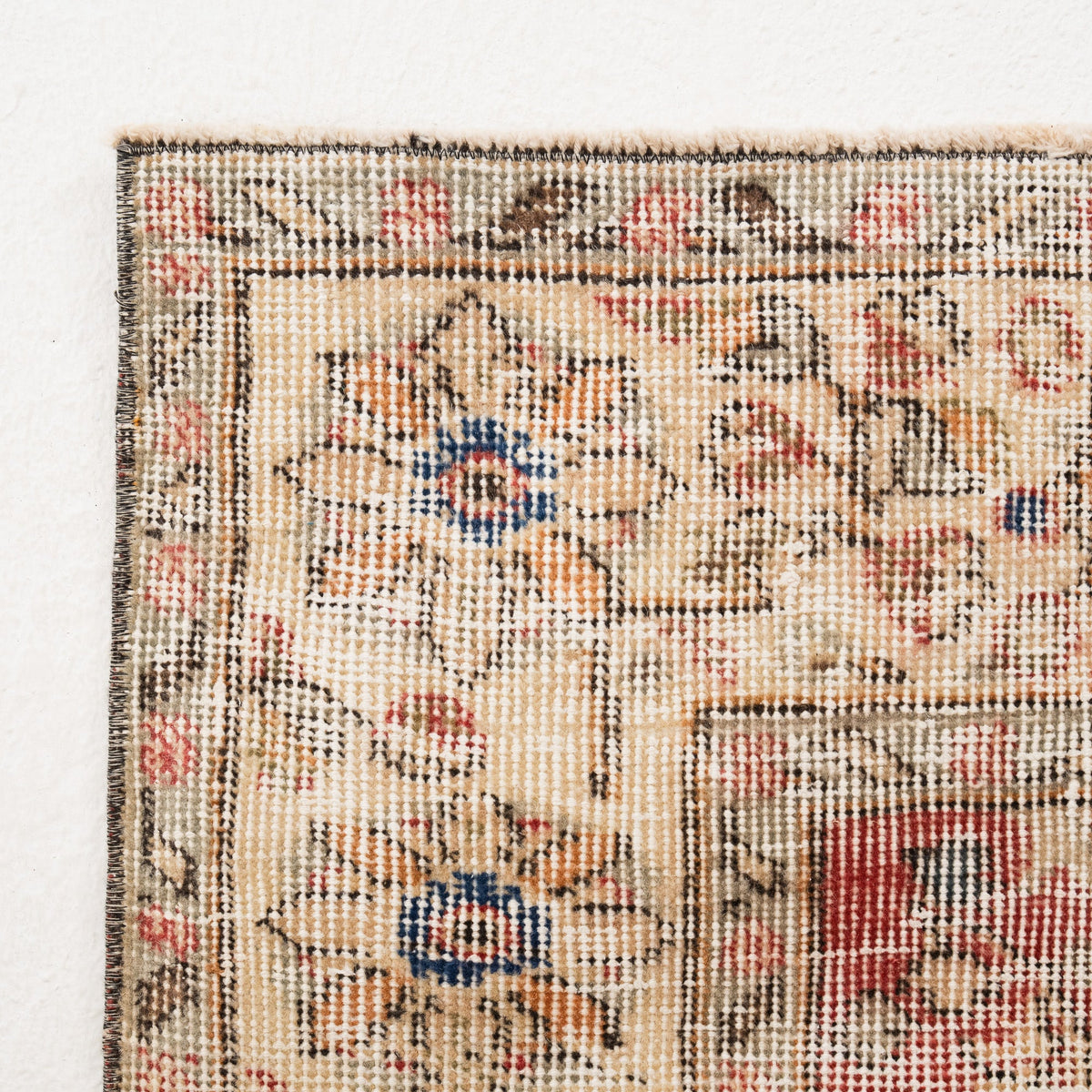 Talindra - Vintage Turkish Area Rug