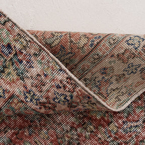 Geometric 6x9 Red Rug