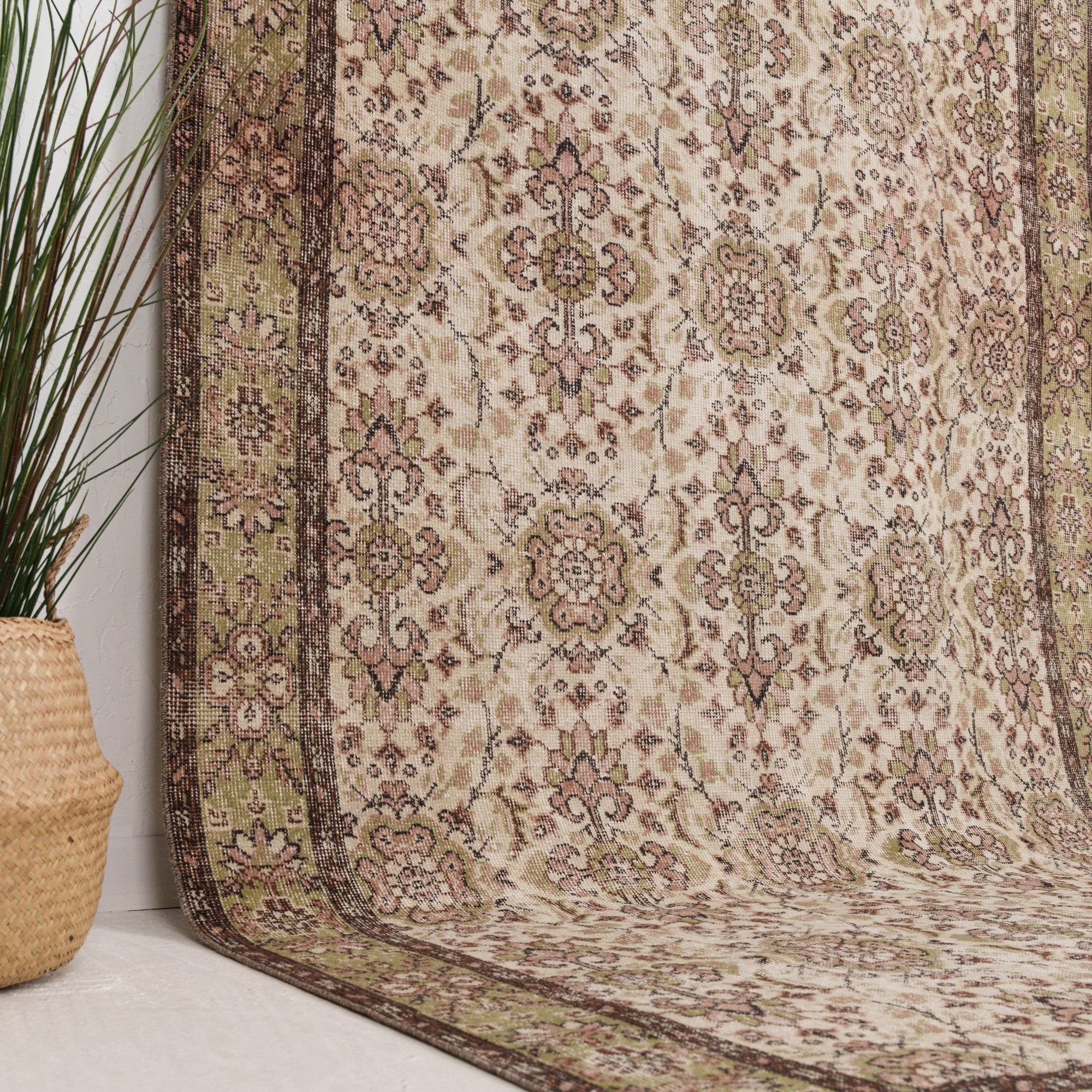 6x10 Persian Rug