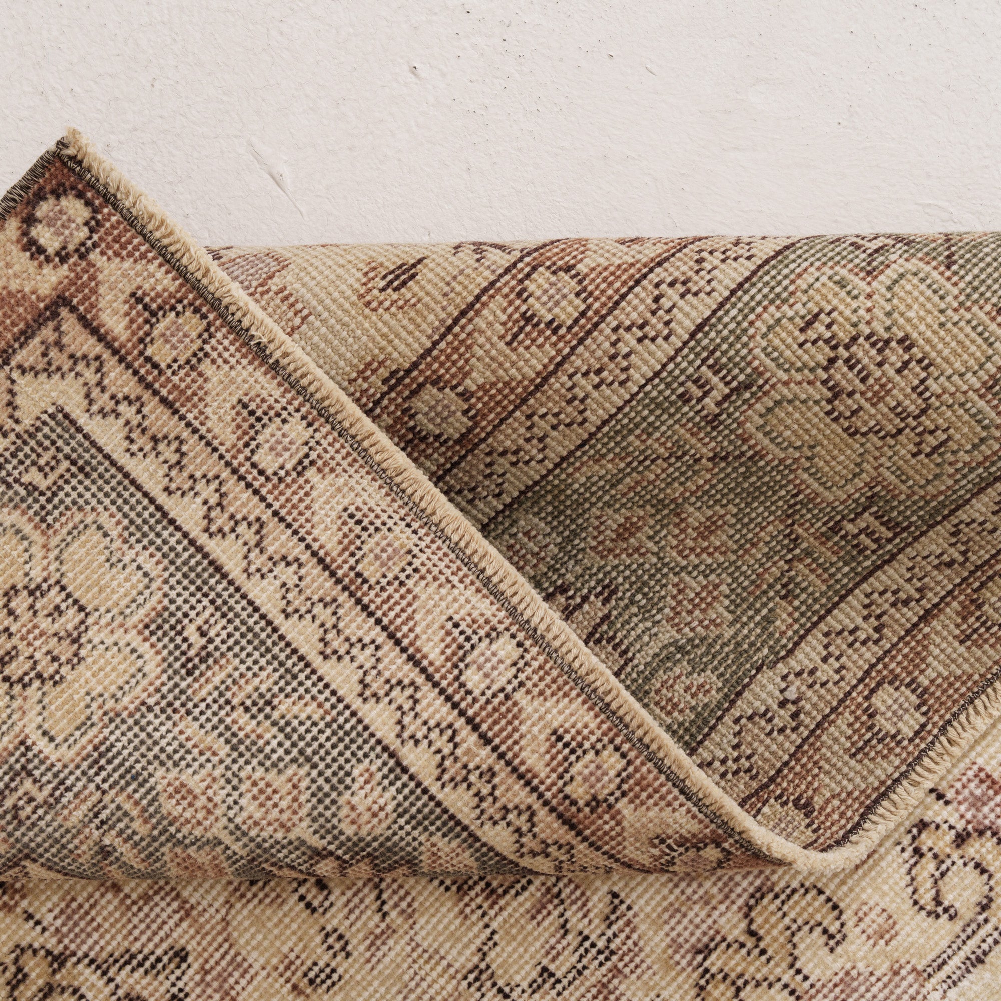 Geometric 7x10 Beige Rug
