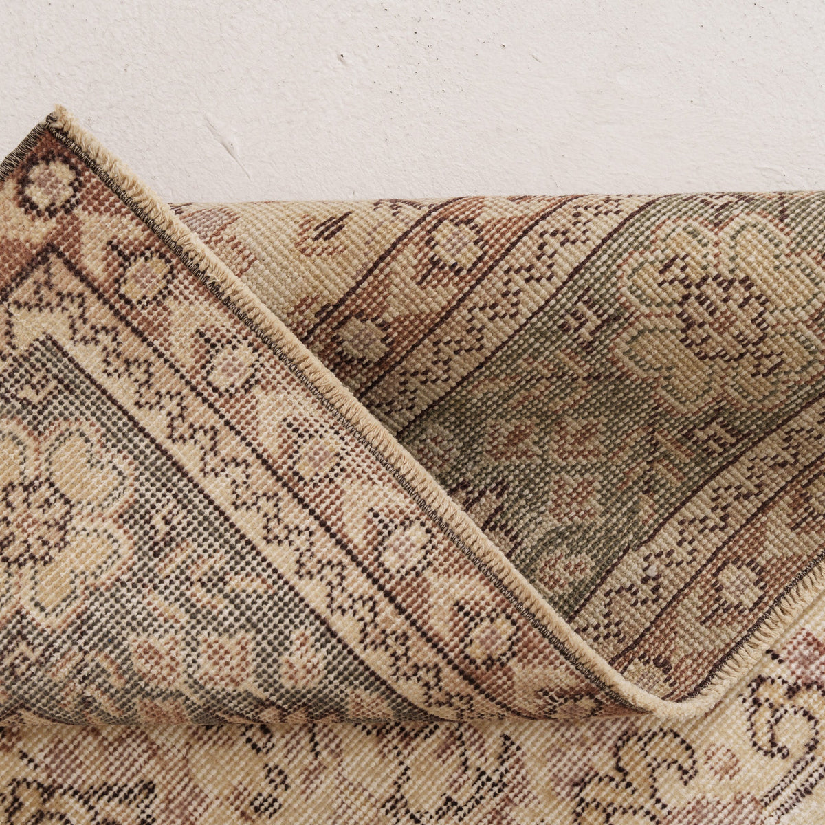 Geometric 7x10 Beige Rug