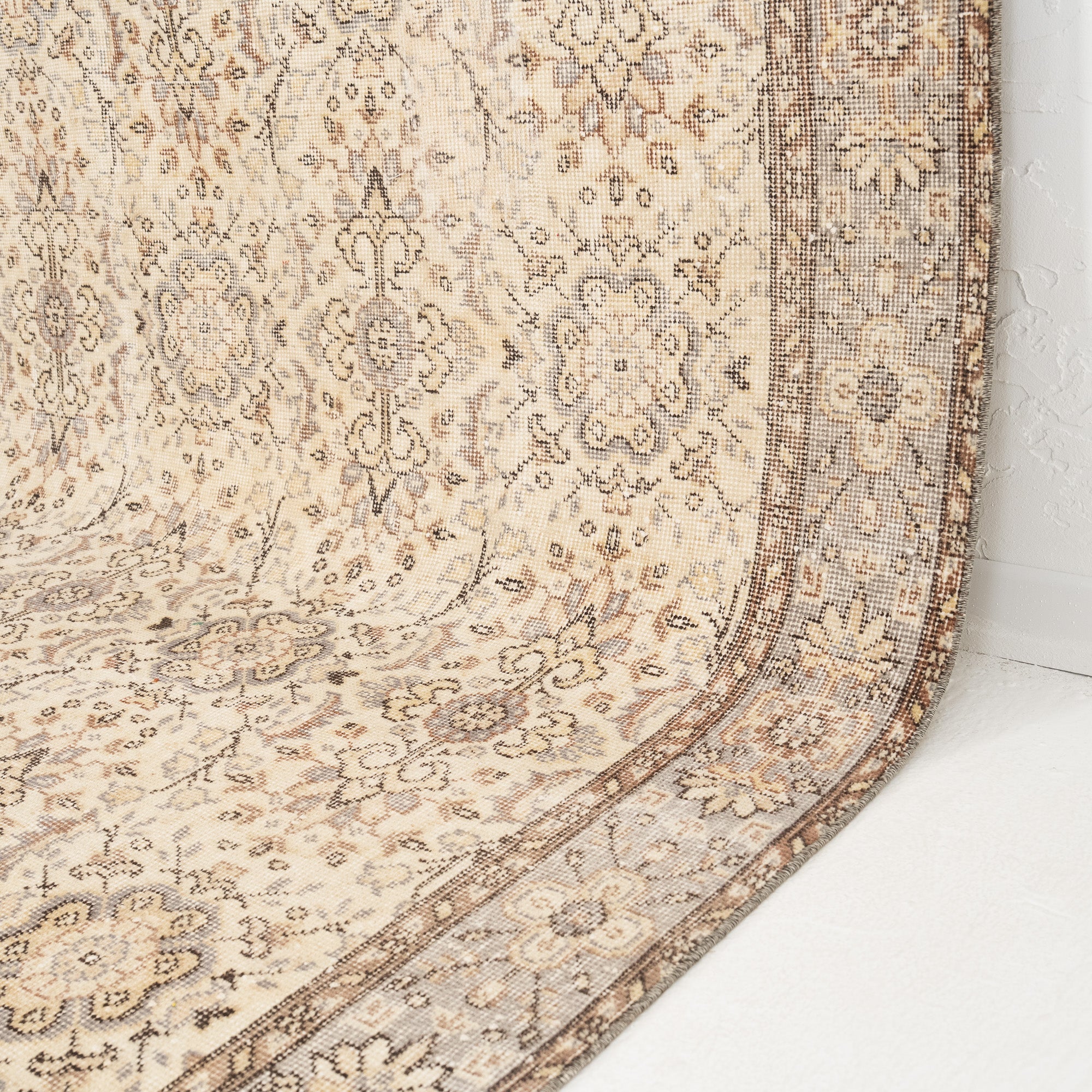 Teralise - Vintage Turkish Area Rug