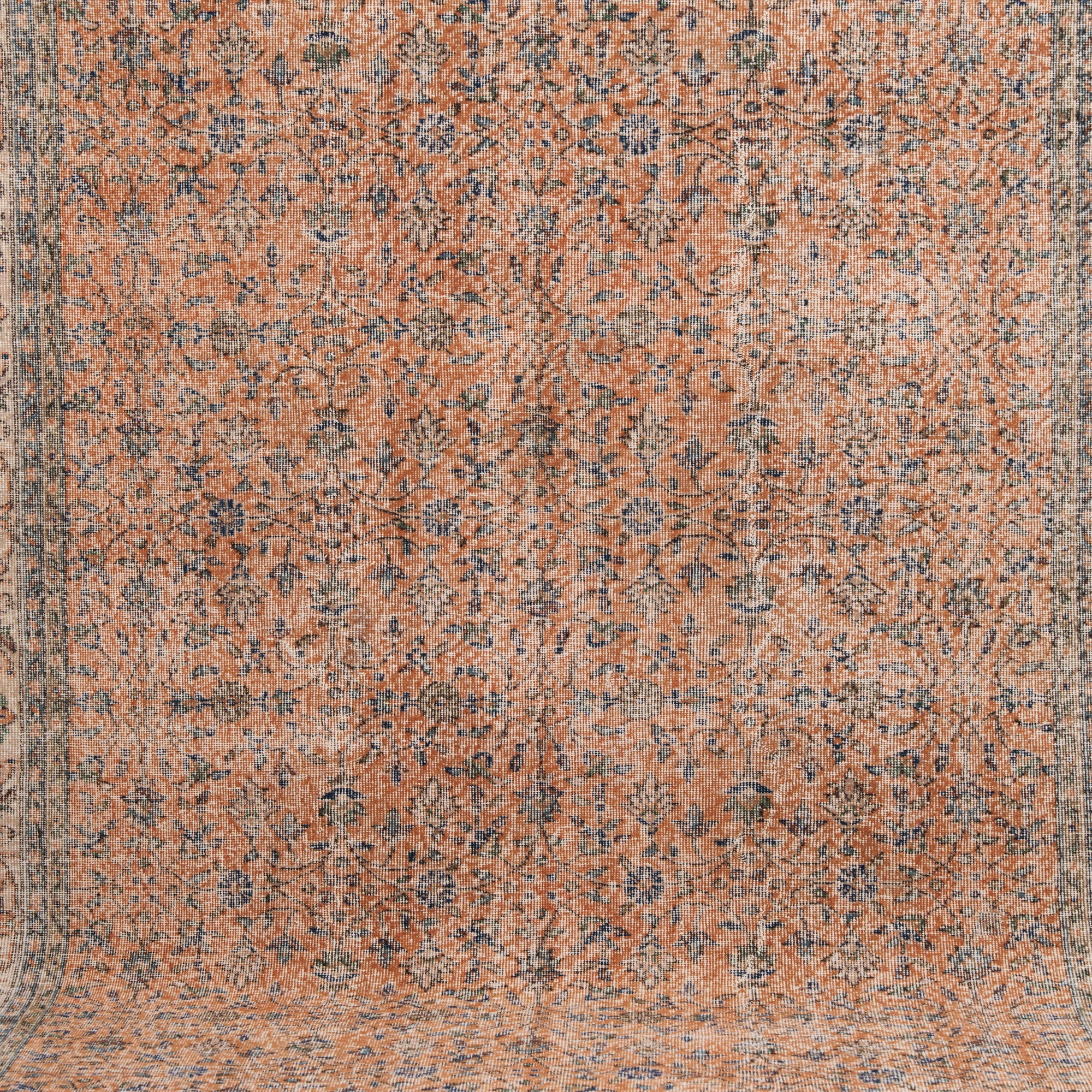 6x10 Vintage Rug