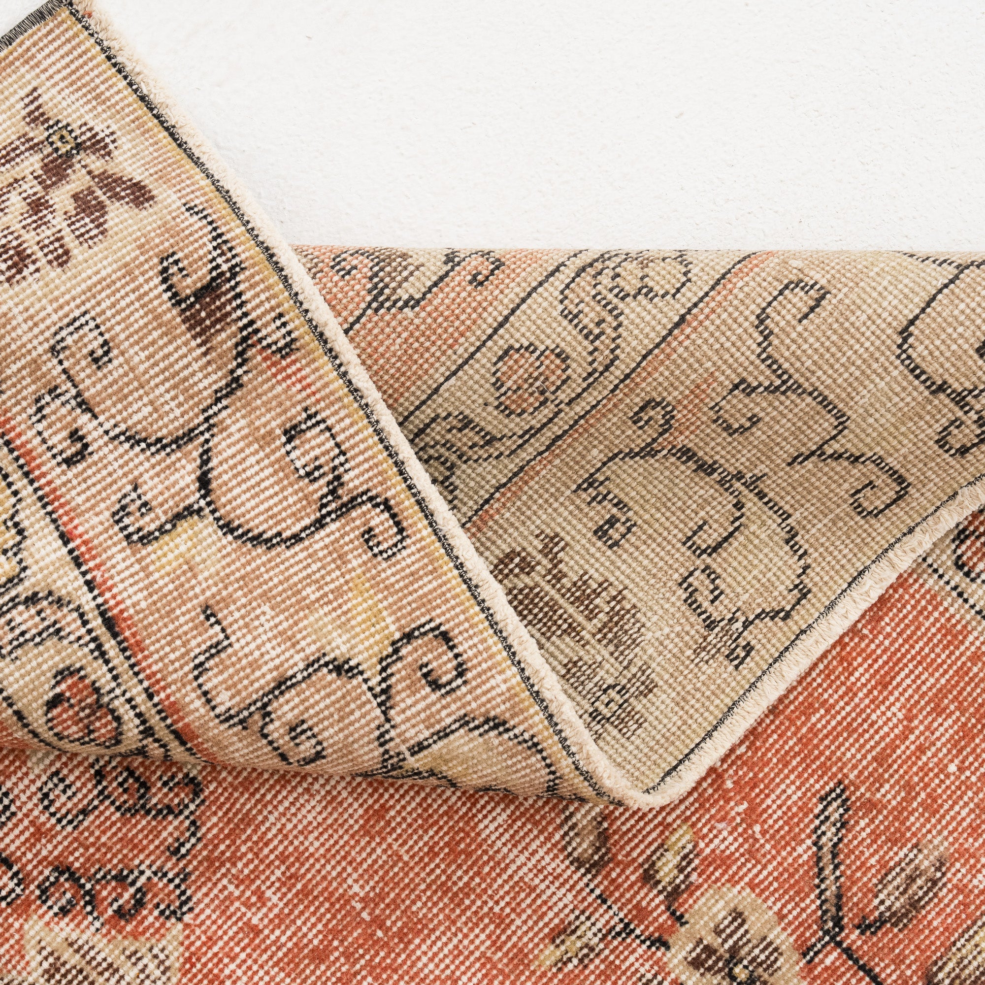 Mirevienne - Vintage Turkish Area Rug