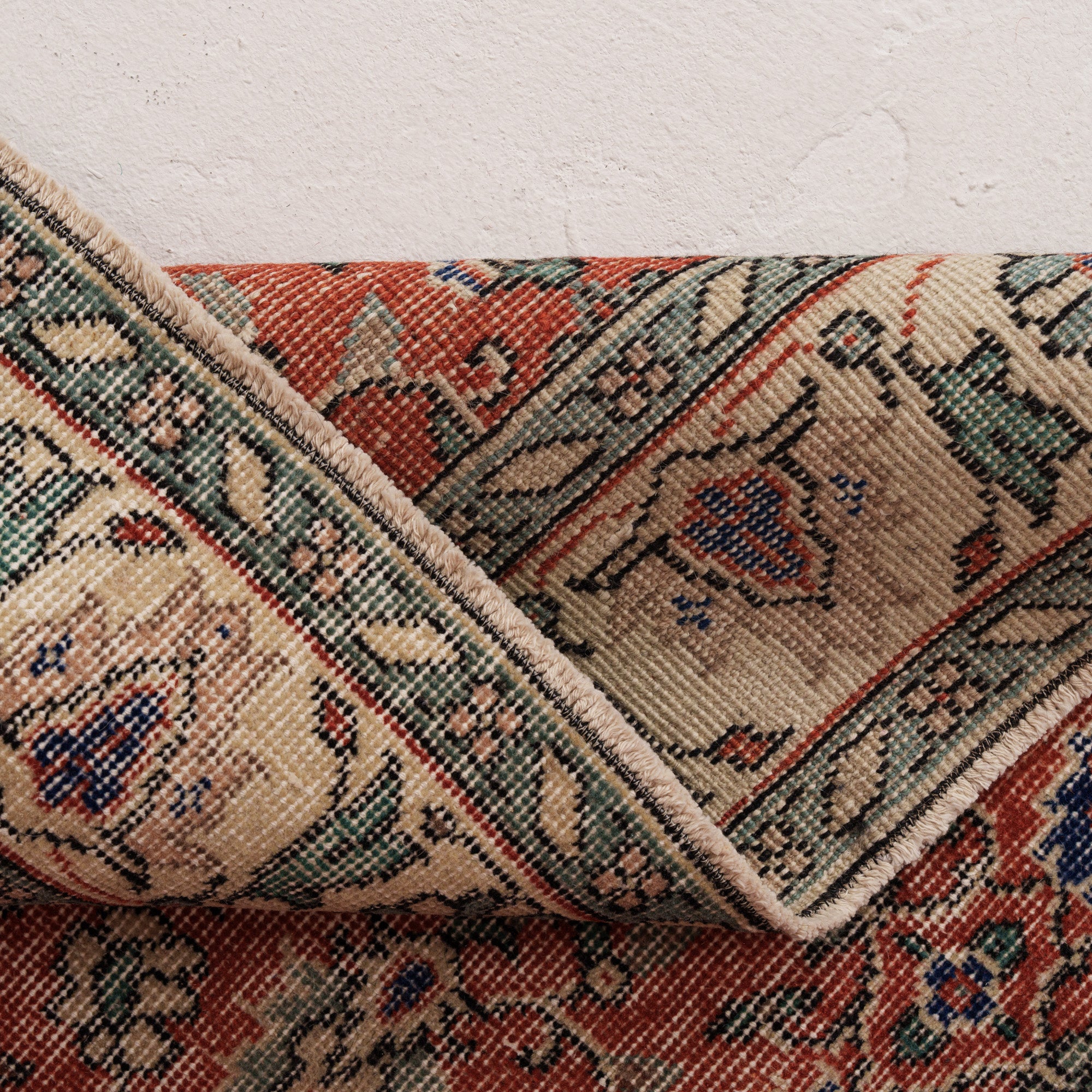Geometric 5x9 Red Rug