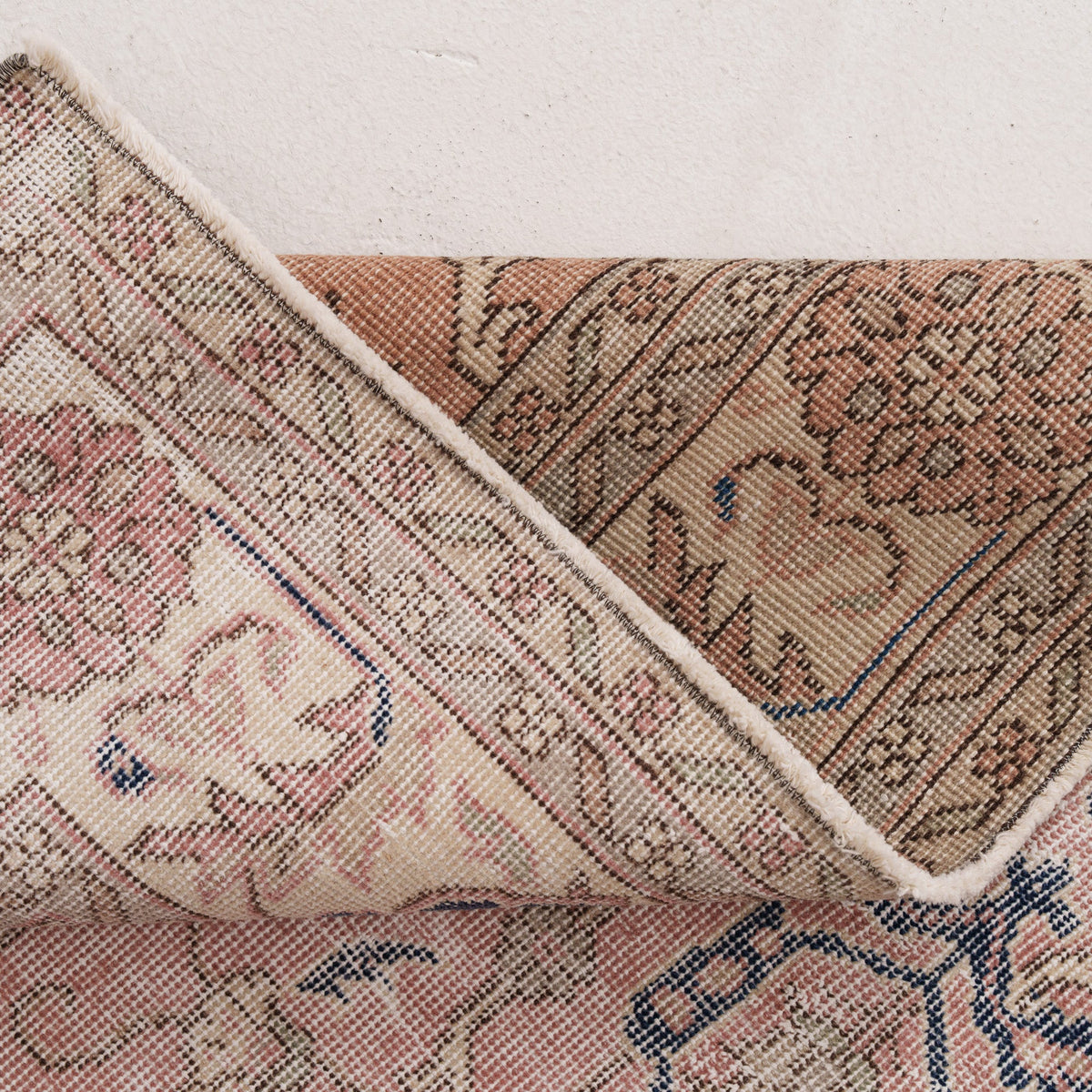 Geometric 7x10 Pink Rug
