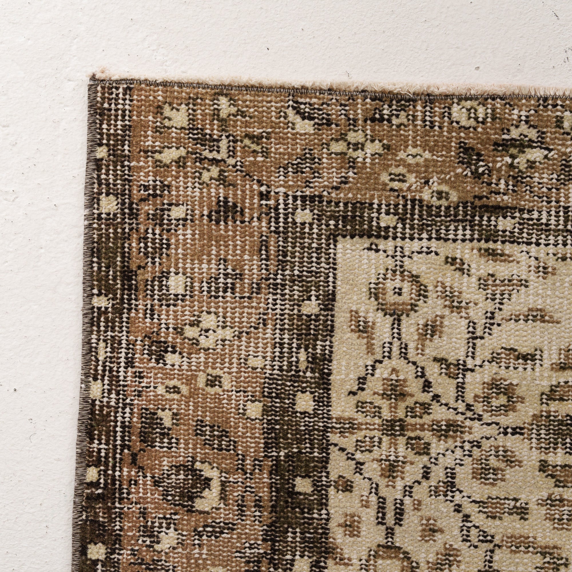 5x7 Beige Turkish Rug