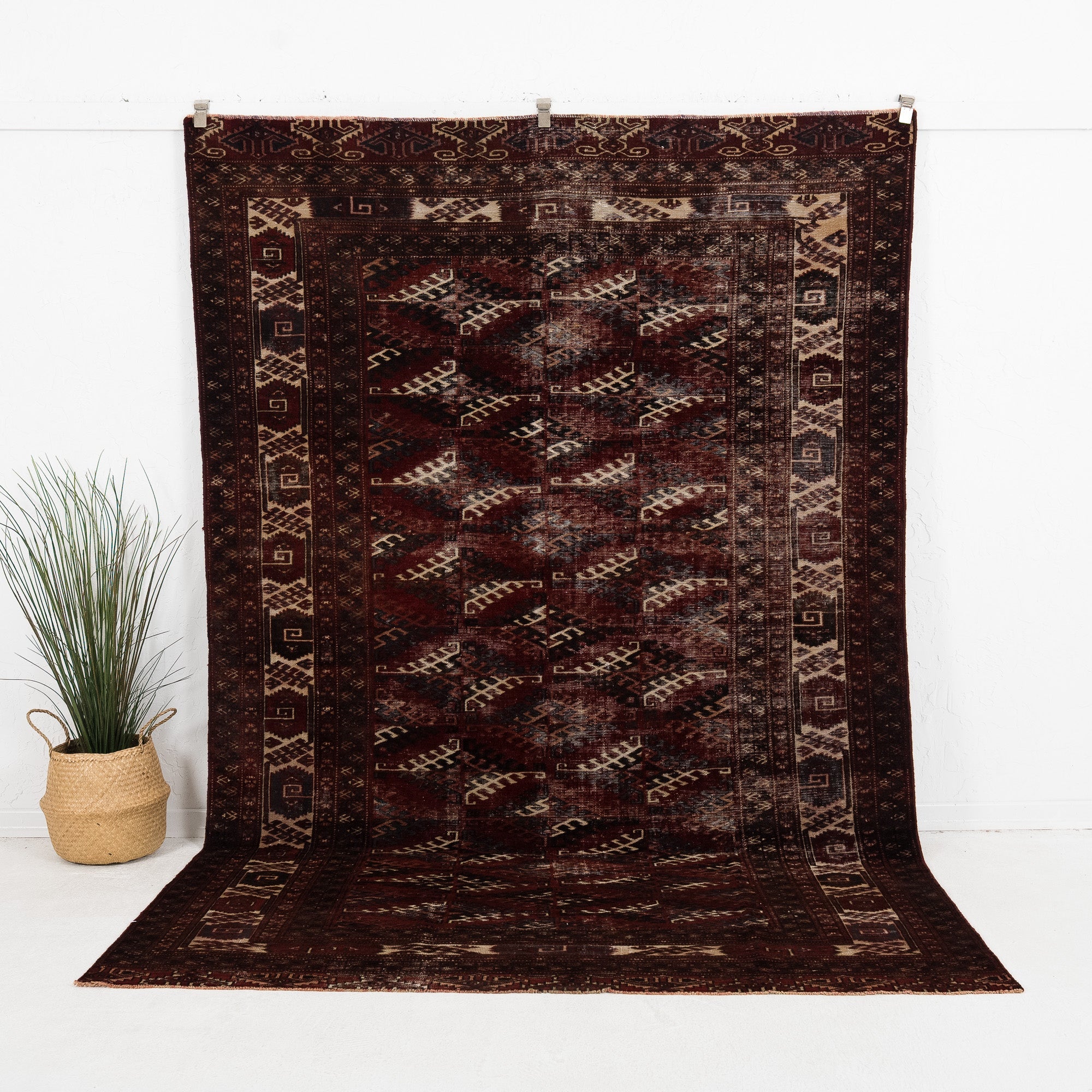 Lyrisae - Vintage Turkish Area Rug