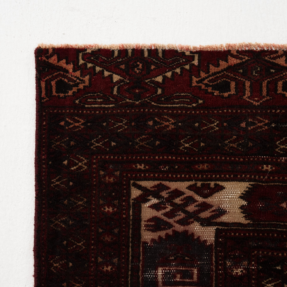Lyrisae - Vintage Turkish Area Rug