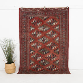 Vyselene - Vintage Turkish Area Rug