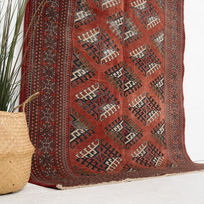 Vyselene - Vintage Turkish Area Rug