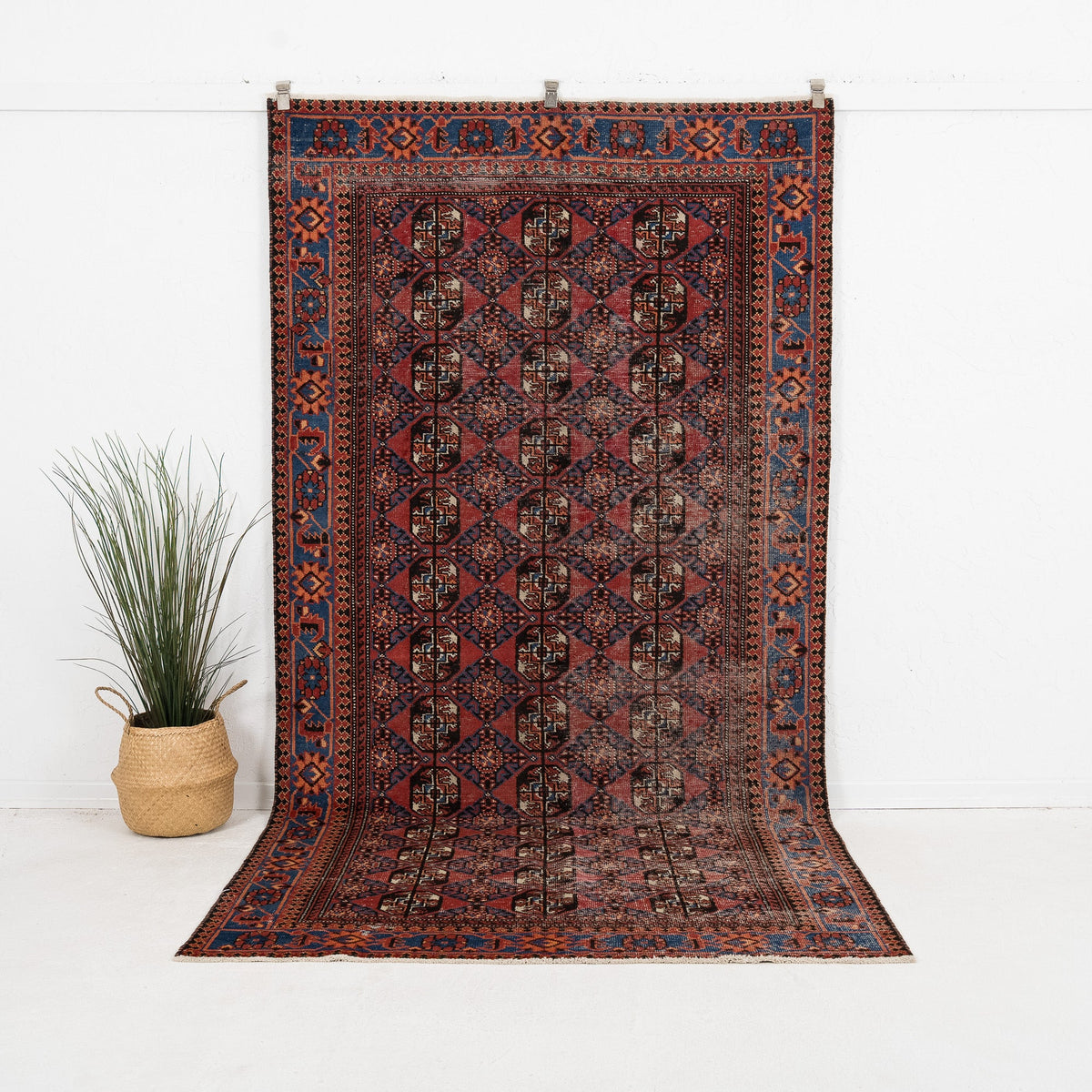 Vaelette - Vintage Turkish Area Rug