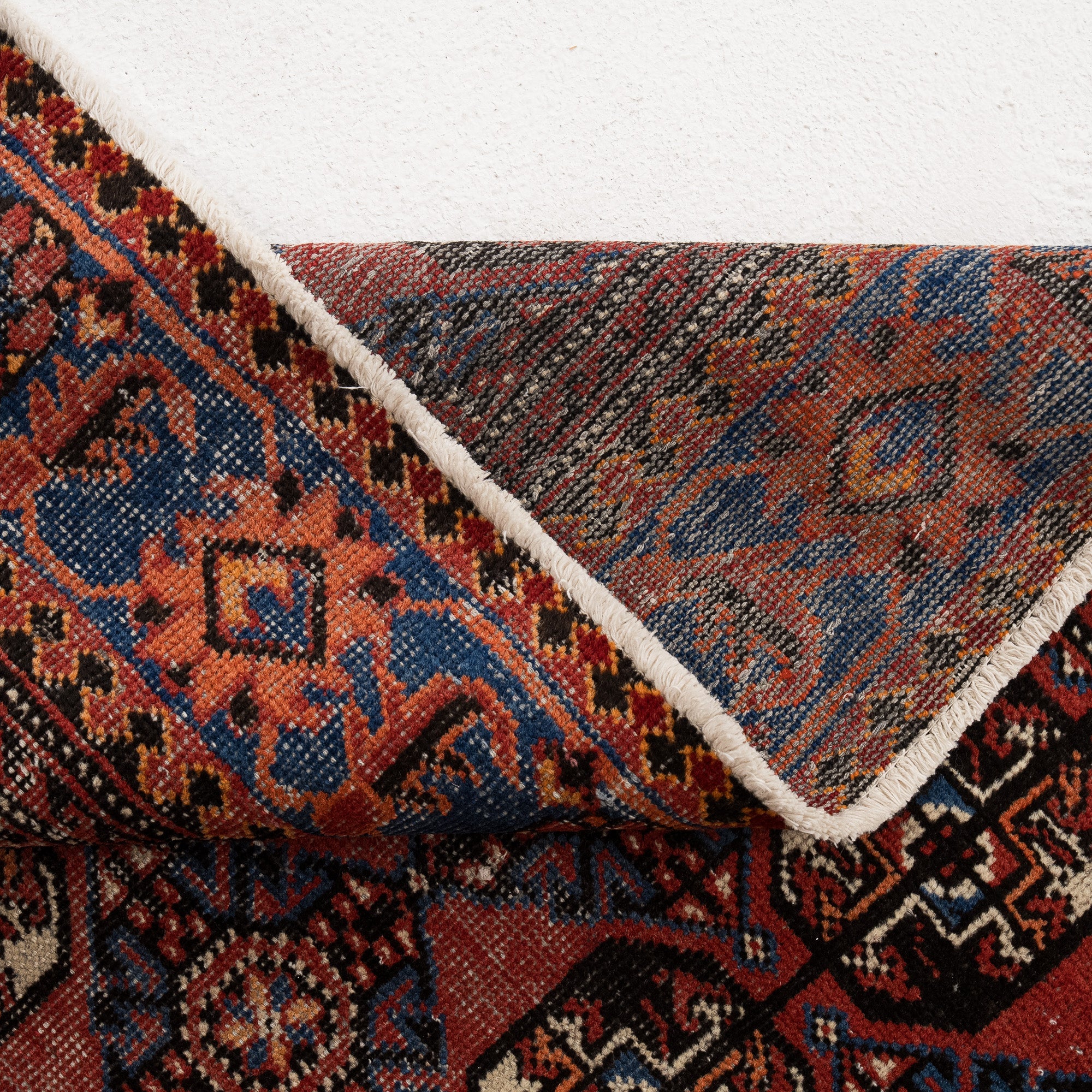 Vaelette - Vintage Turkish Area Rug
