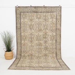 Elvarise - Vintage Turkish Area Rug
