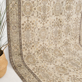 Elvarise - Vintage Turkish Area Rug