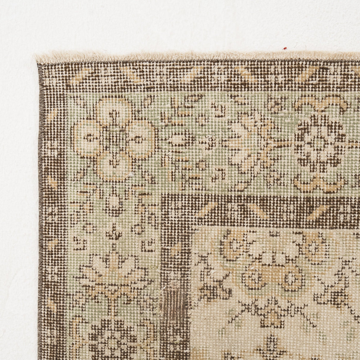 Elvarise - Vintage Turkish Area Rug