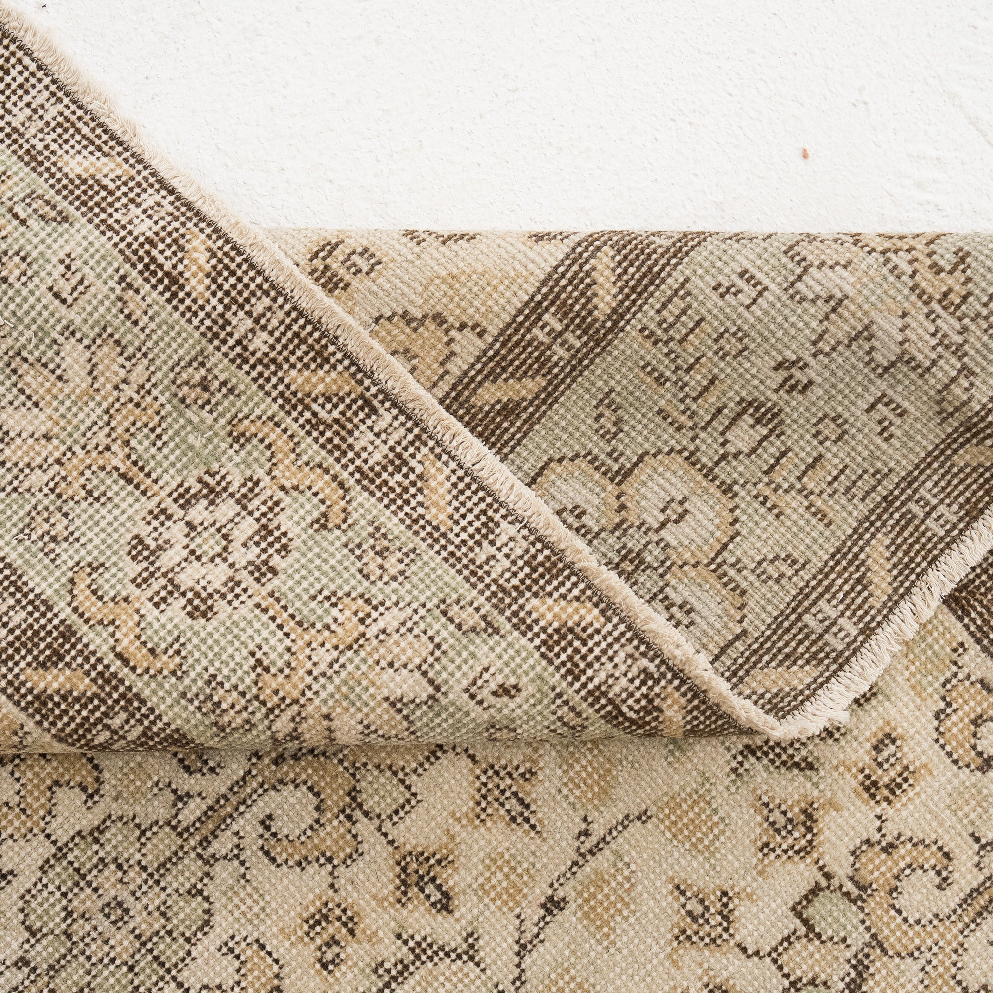 Elvarise - Vintage Turkish Area Rug