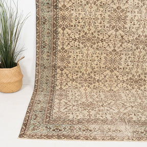 Jalindra - Vintage Turkish Area Rug