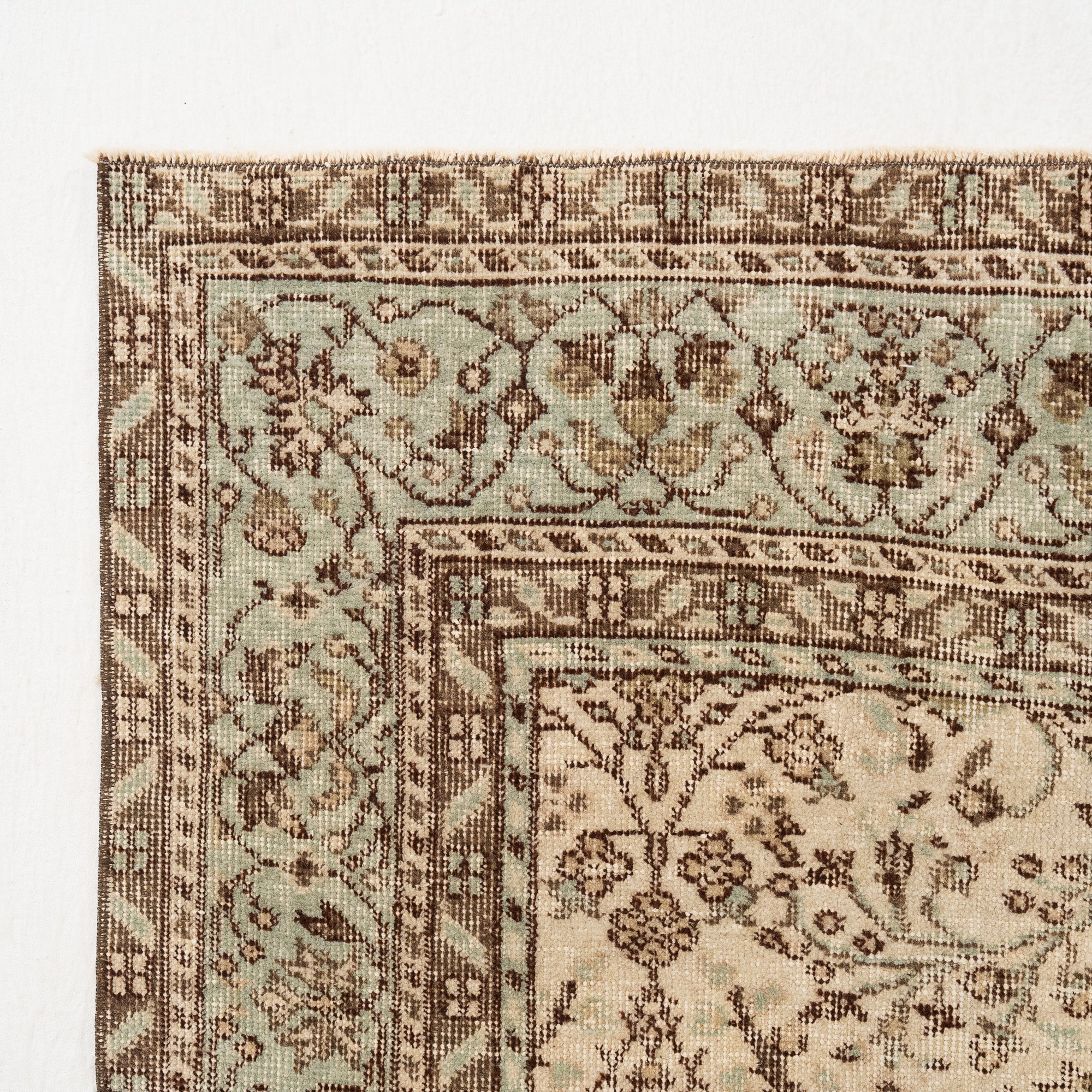 Jalindra - Vintage Turkish Area Rug