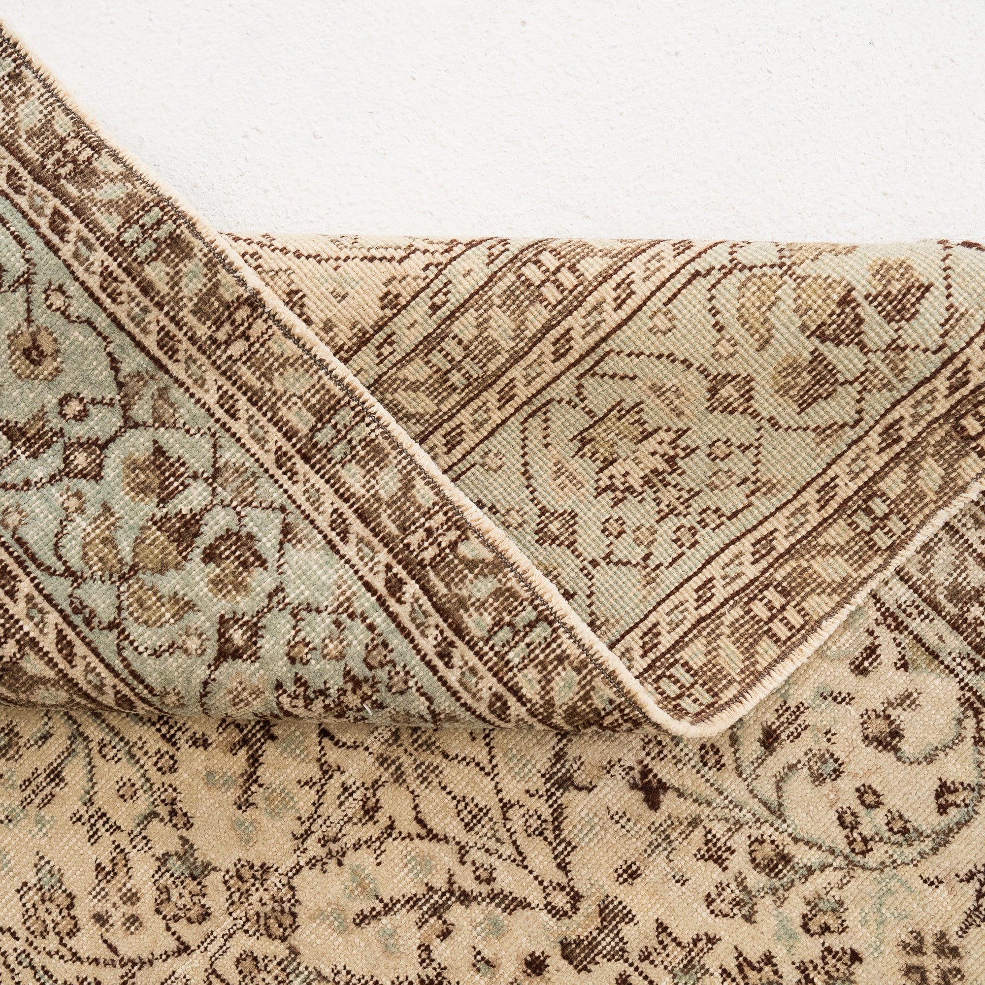 Jalindra - Vintage Turkish Area Rug