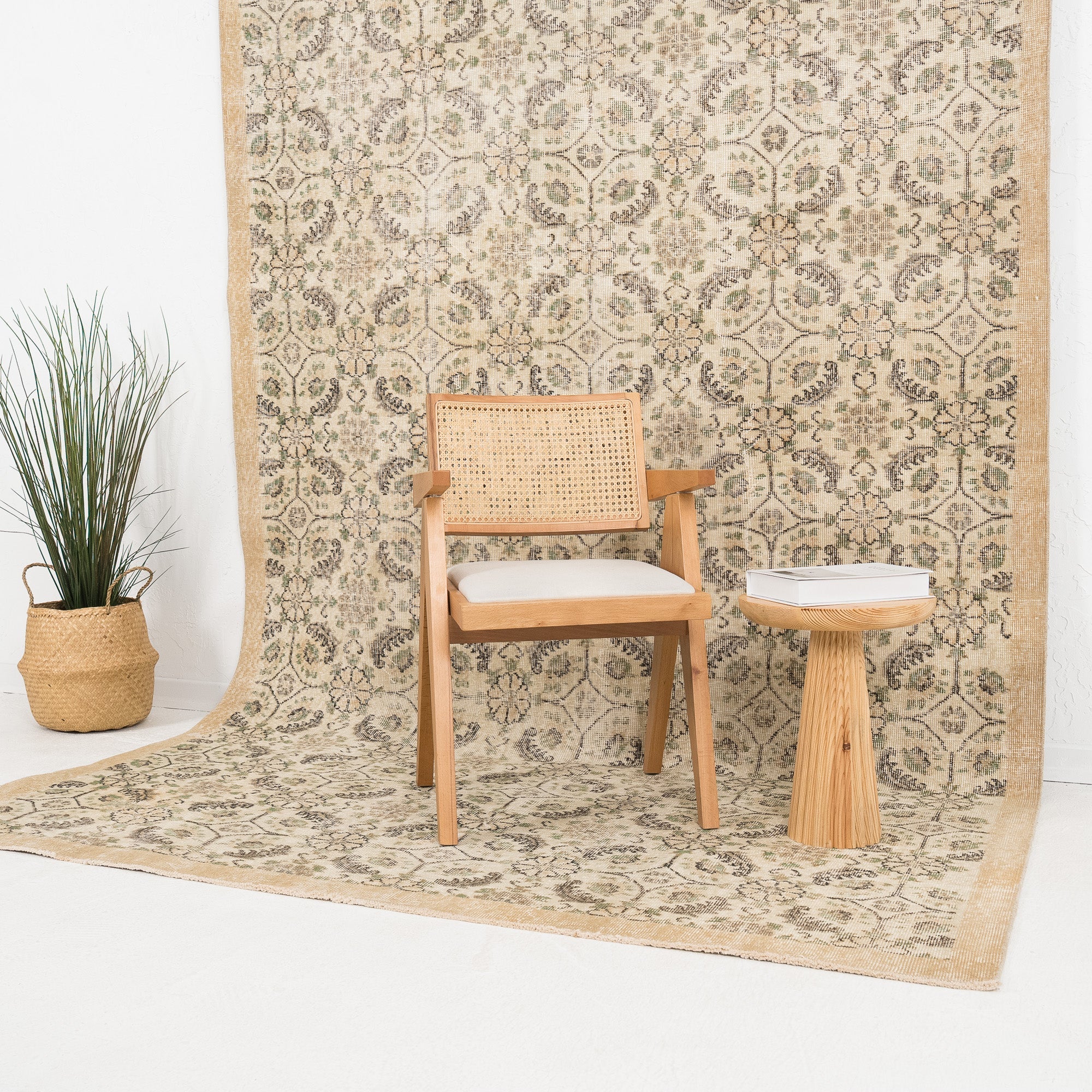 Riselith - Vintage Turkish Area Rug