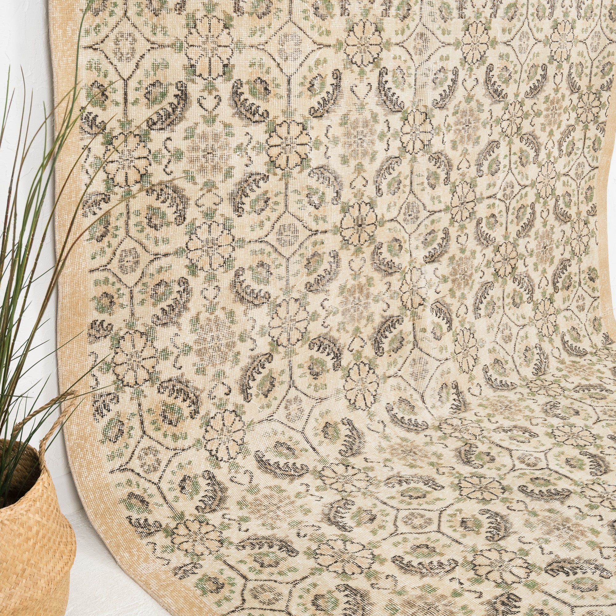 Riselith - Vintage Turkish Area Rug