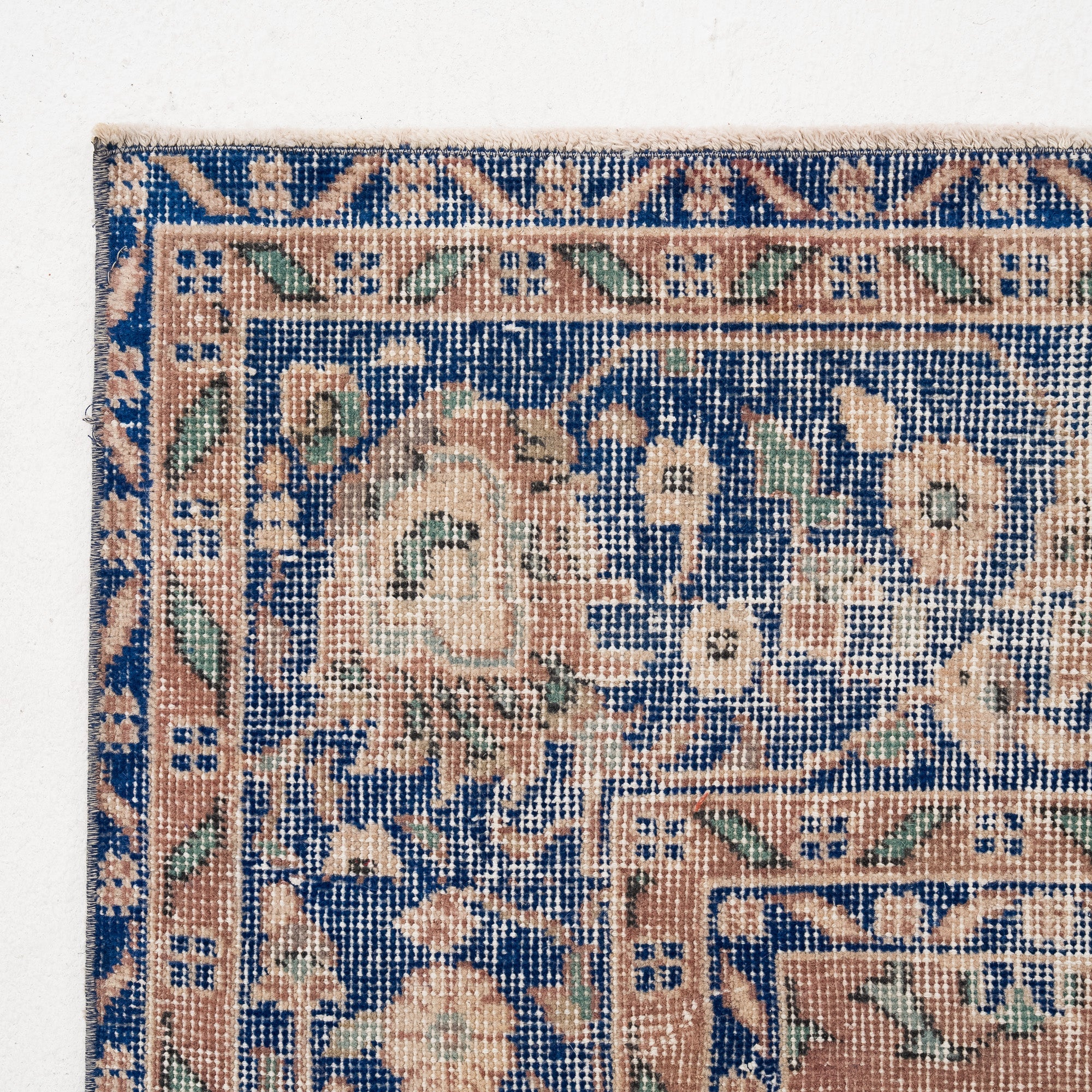 Maerielle - Vintage Turkish Area Rug
