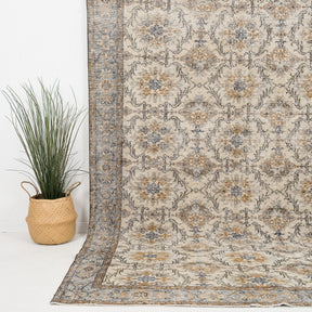 Velindrae - Vintage Turkish Area Rug