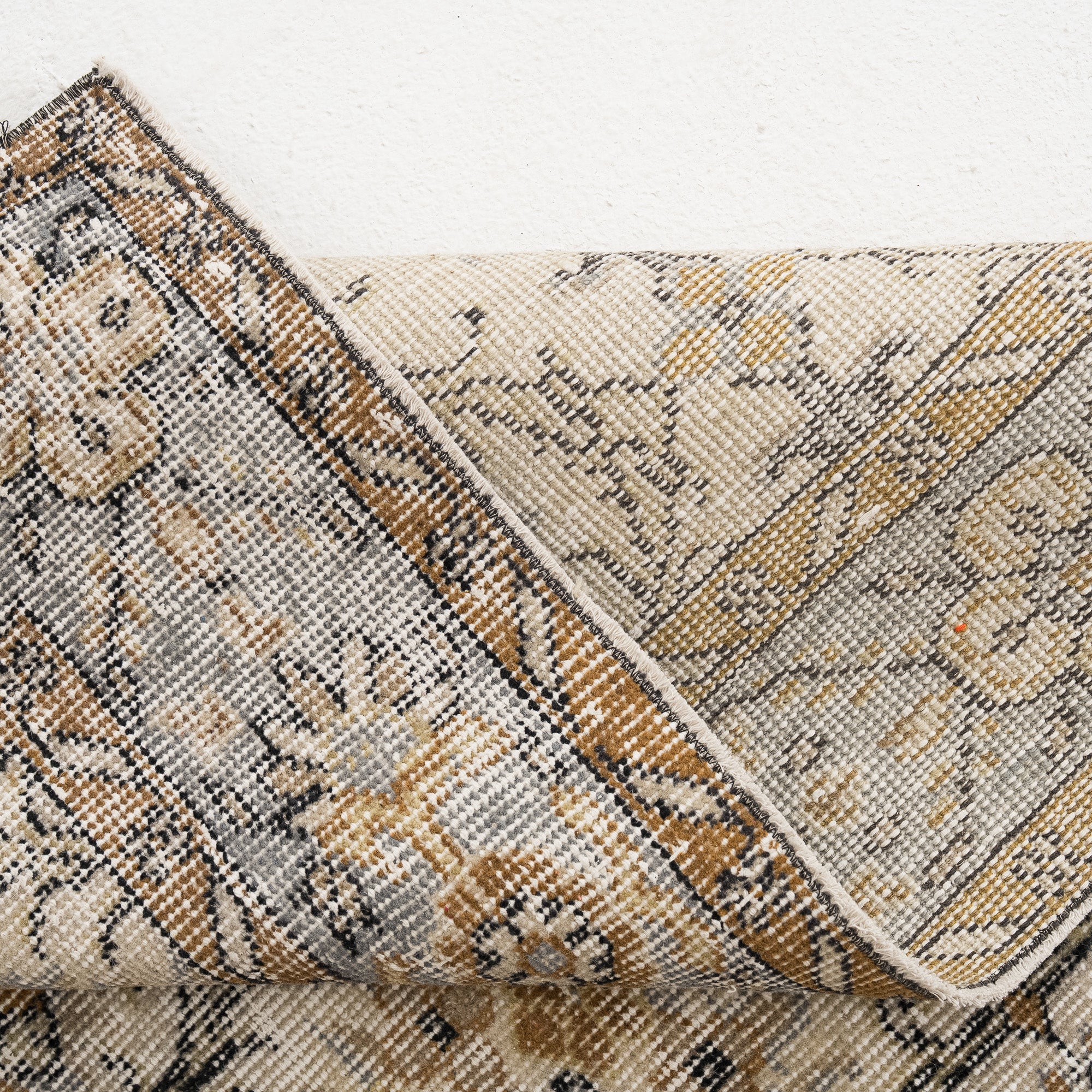 Velindrae - Vintage Turkish Area Rug