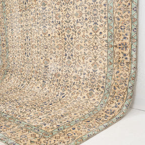 Elanive - Vintage Turkish Area Rug