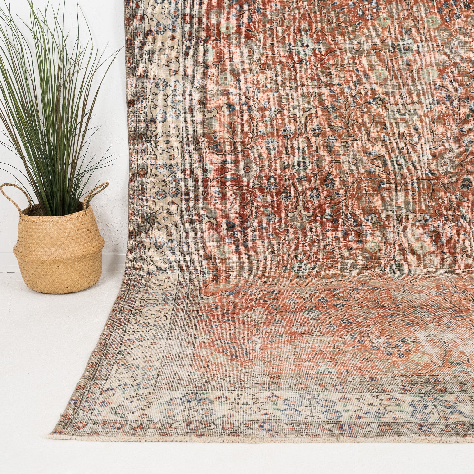 Soralia - Vintage Turkish Area Rug