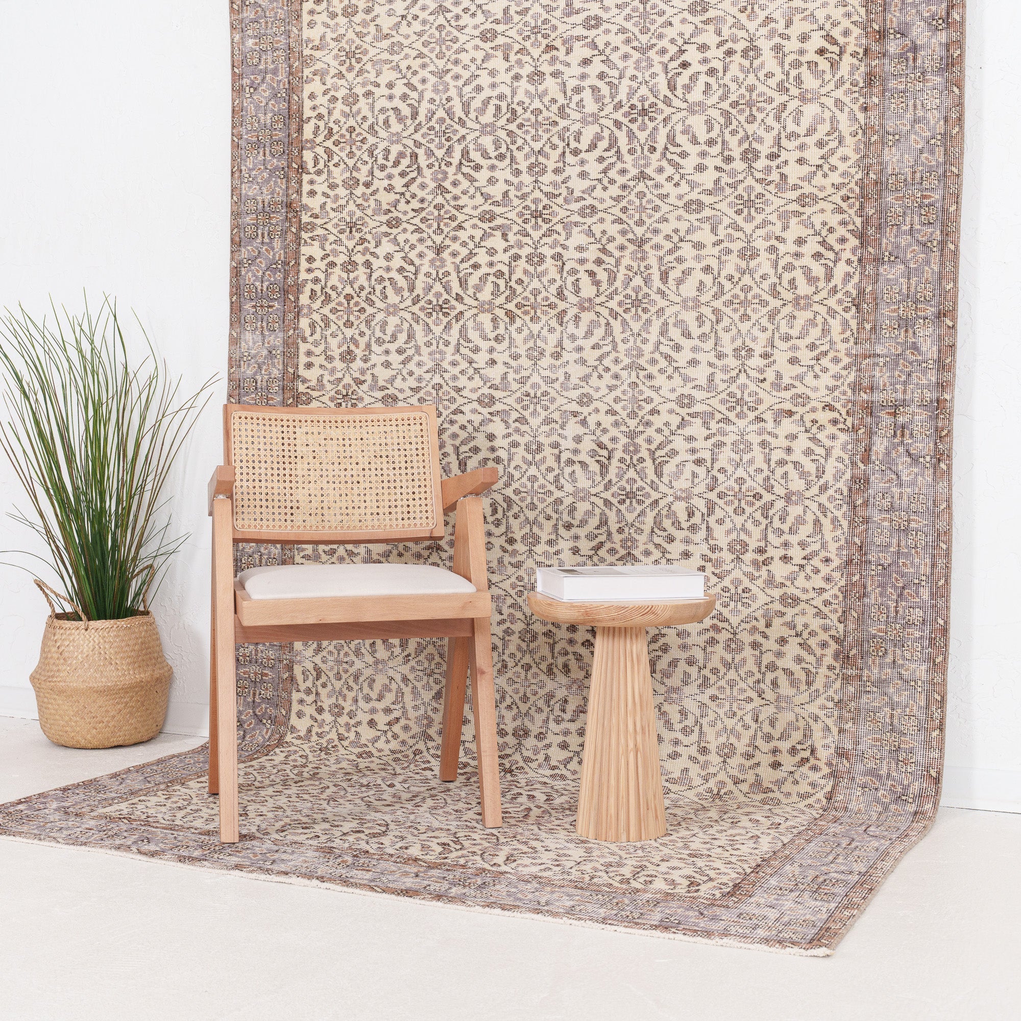 6' x 9' - Vintage Turkish Area Rug, Beige - Delinaria | Kuden Rugs