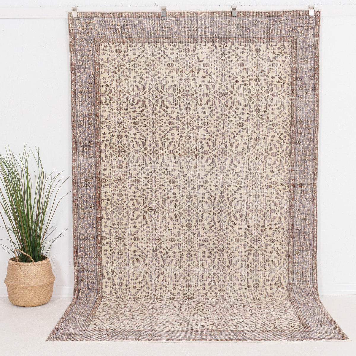 Delinaria - Vintage Turkish Area Rug