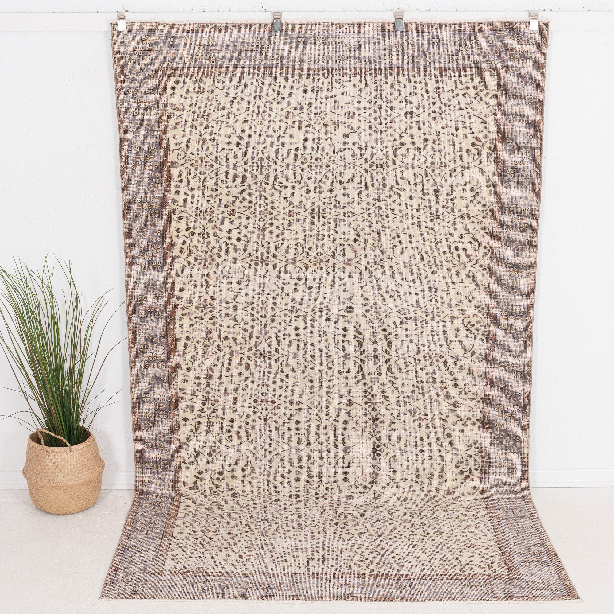 6' x 9' - Vintage Turkish Area Rug, Beige - Delinaria | Kuden Rugs
