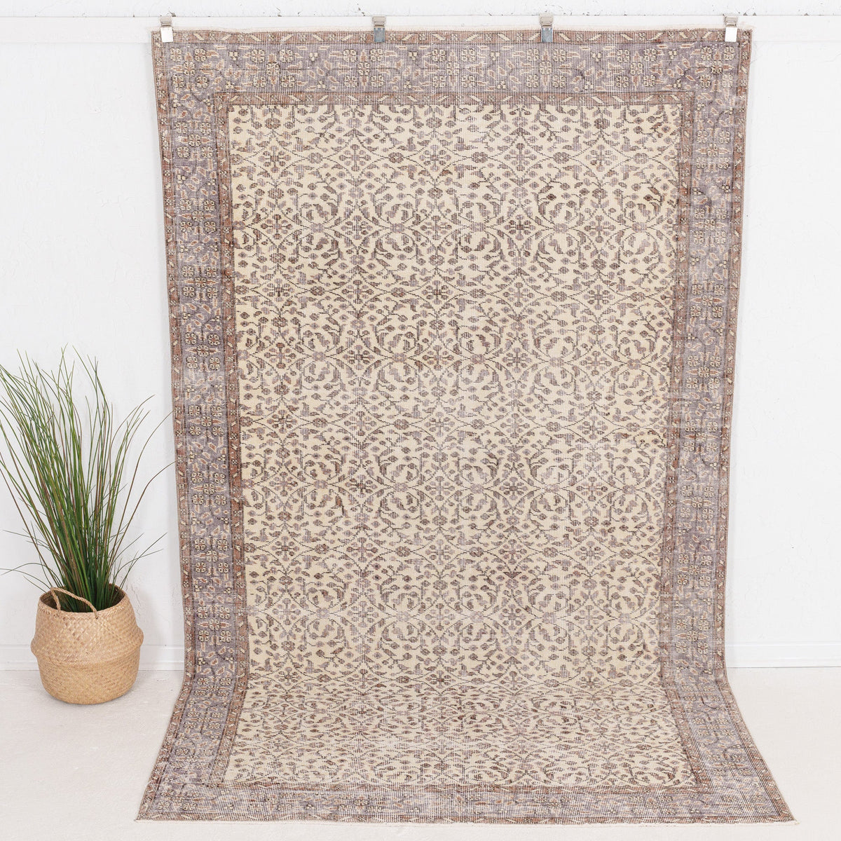 Delinaria - Vintage Turkish Area Rug