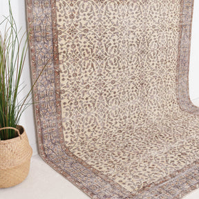 Delinaria - Vintage Turkish Area Rug
