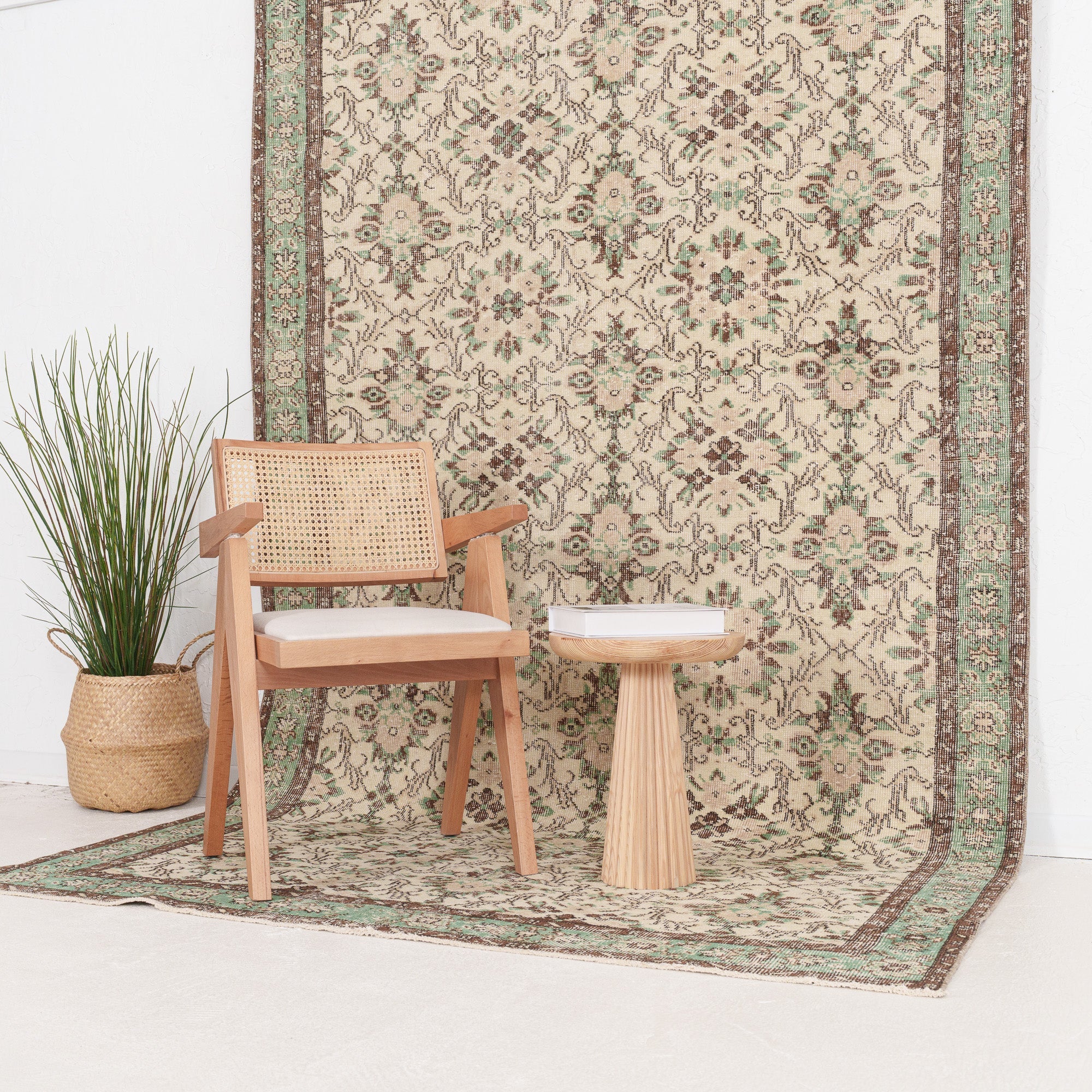 Brinelella - Vintage Turkish Area Rug