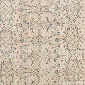 Amdiraria - Vintage Turkish Area Rug