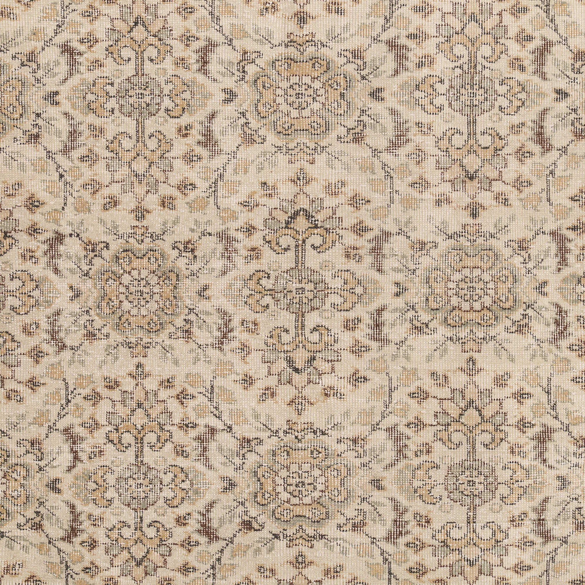 Zaerinara - Vintage Turkish Area Rug