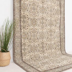 Zaerinara - Vintage Turkish Area Rug