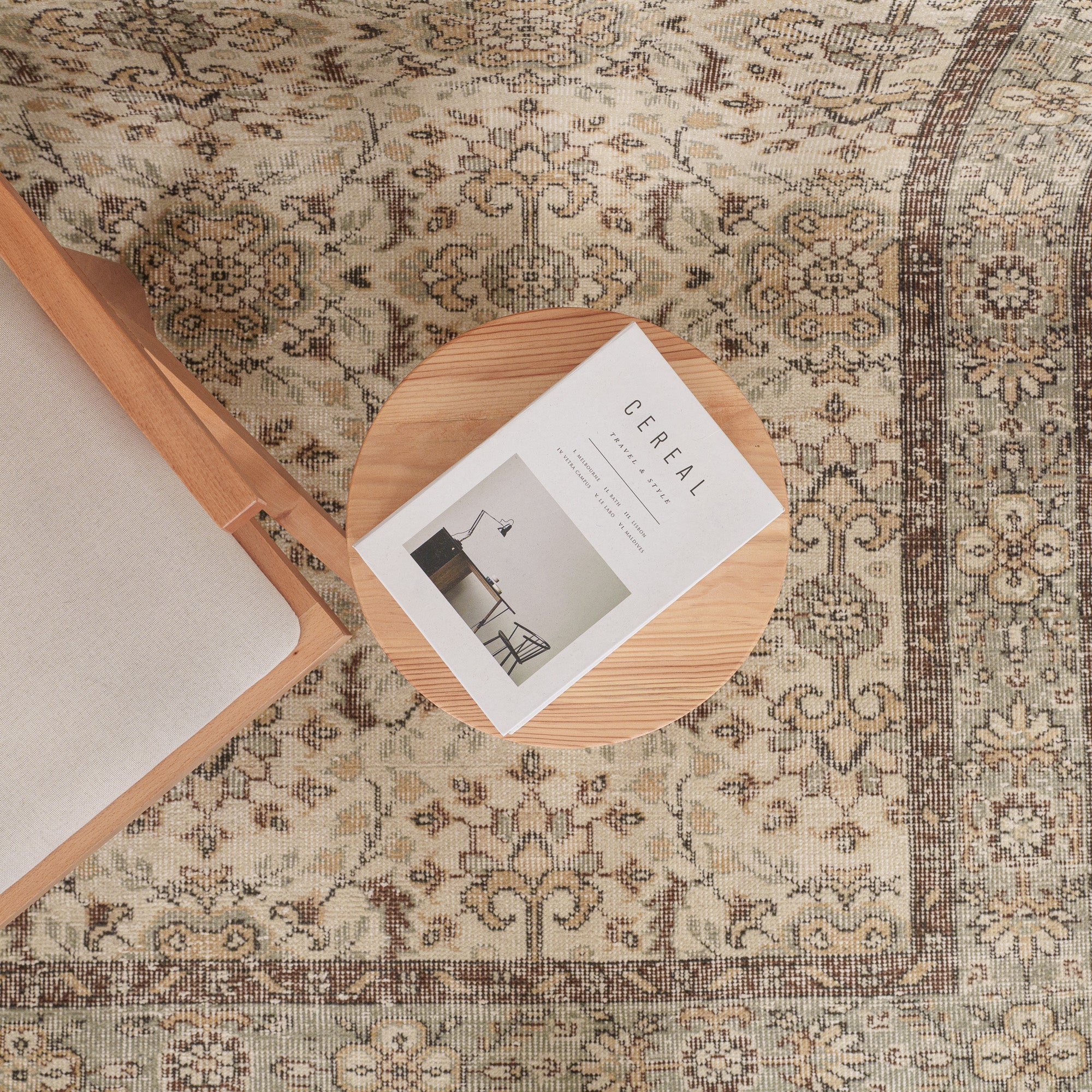 Zaerinara - Vintage Turkish Area Rug