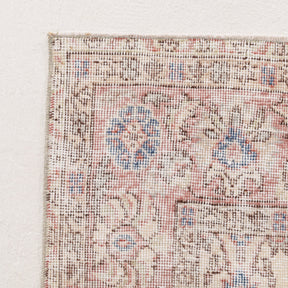 Yaelisia - Vintage Turkish Area Rug
