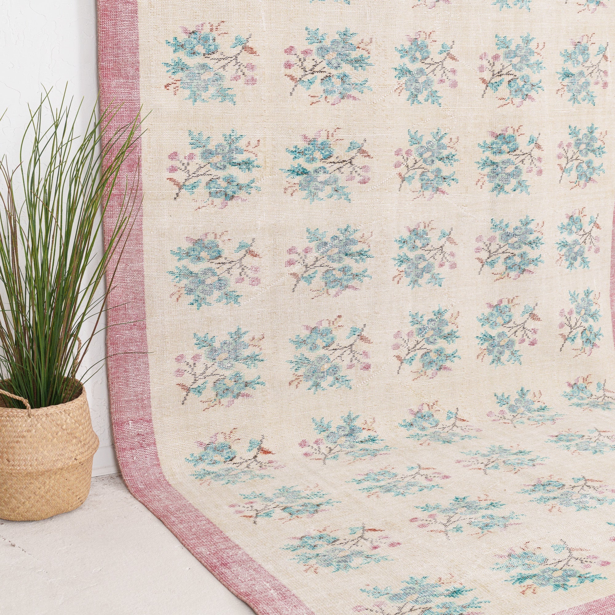 Yaelisine - Vintage Turkish Area Rug