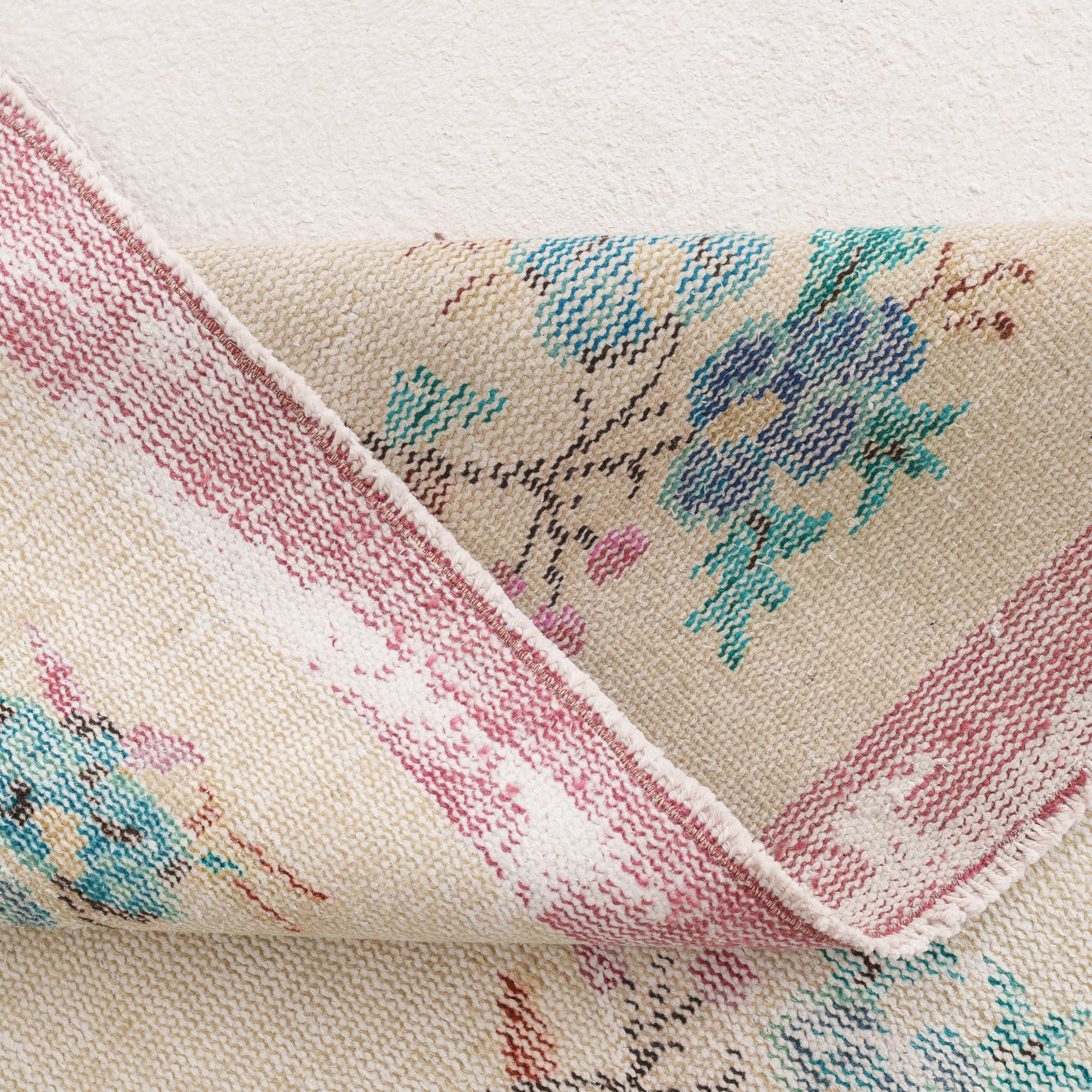 Yaelisine - Vintage Turkish Area Rug